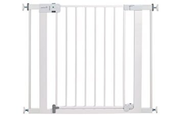 Safety 1st - Puerta para bebé con cierre automático y fijación a presión, para espacios desde 74 hasta 96 cm